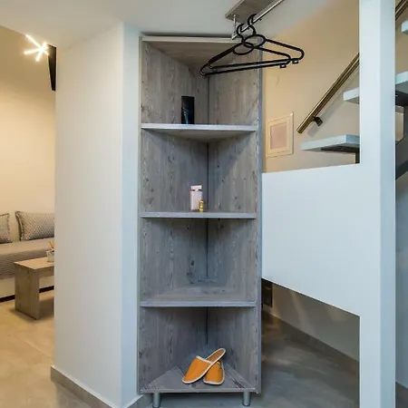 Mr & Mrs K Lofts Apartament