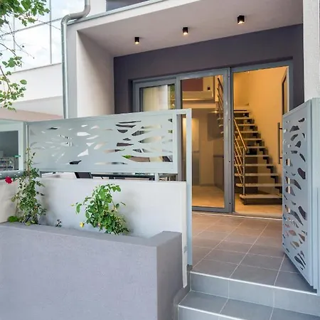 Mr & Mrs K Lofts Διαμέρισμα