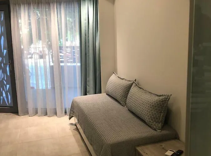 Mr & Mrs K Lofts Ποτός